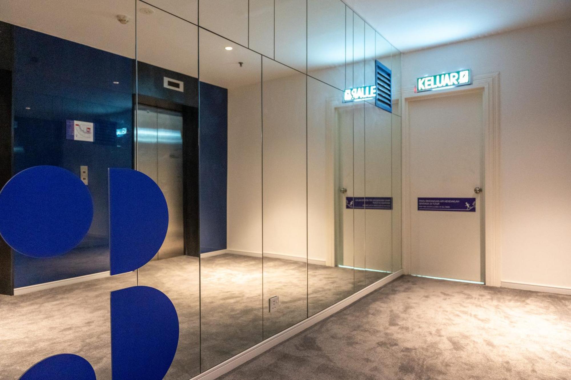 Ukiyo Suites ペタリンジャヤ エクステリア 写真